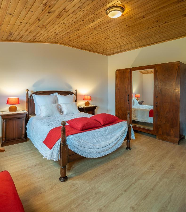 Casa Dos Castanheiros Hotell Vila Verde  Eksteriør bilde
